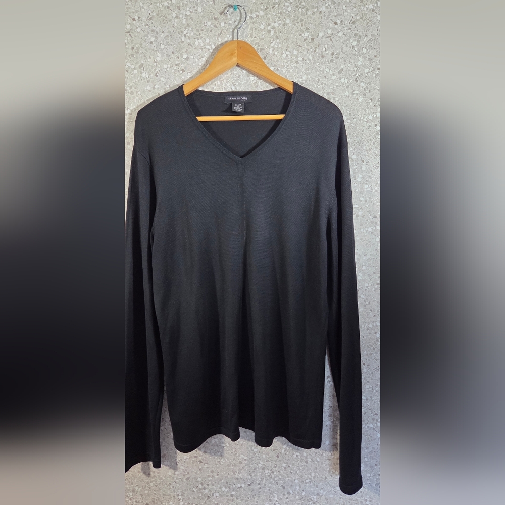 Kenneth Cole Dark Gray V-Neck Sweater